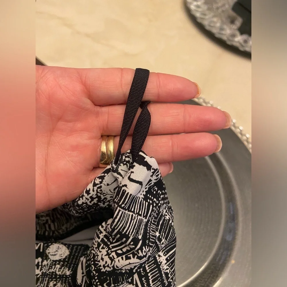 Lululemon legging wunder train with lululemon logo